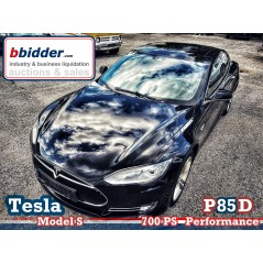 Tesla Model S P85D Performance 700 PS Panoramaschiebedach